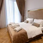 The Crown Boutique & Hotel 4*