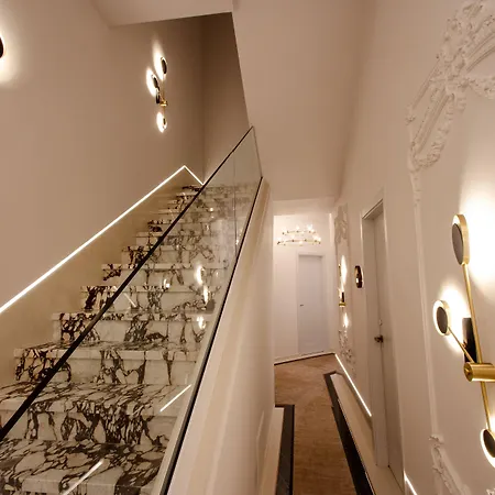 酒店 The Crown Boutique & 地拉那