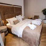 The Crown Boutique & Tirana