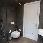 Ξενοδοχείο The Crown Boutique & 4*