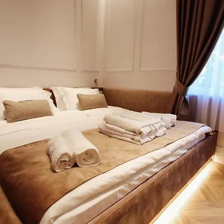 The Crown Boutique & Hotel 4*