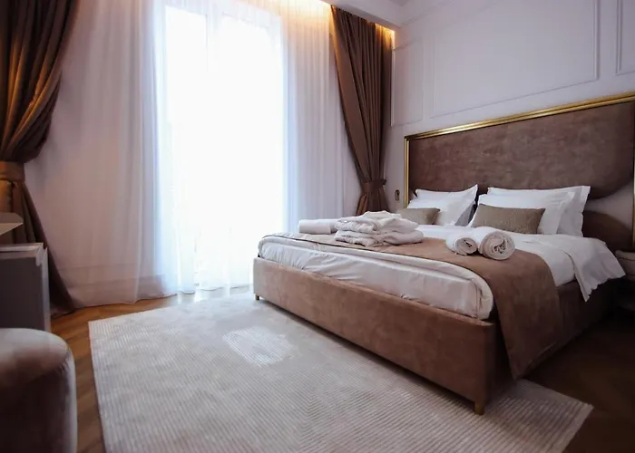 The Crown Boutique & Hotel 4*