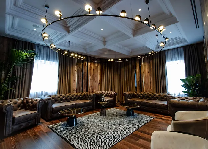 The Crown Boutique & Hotel 4*